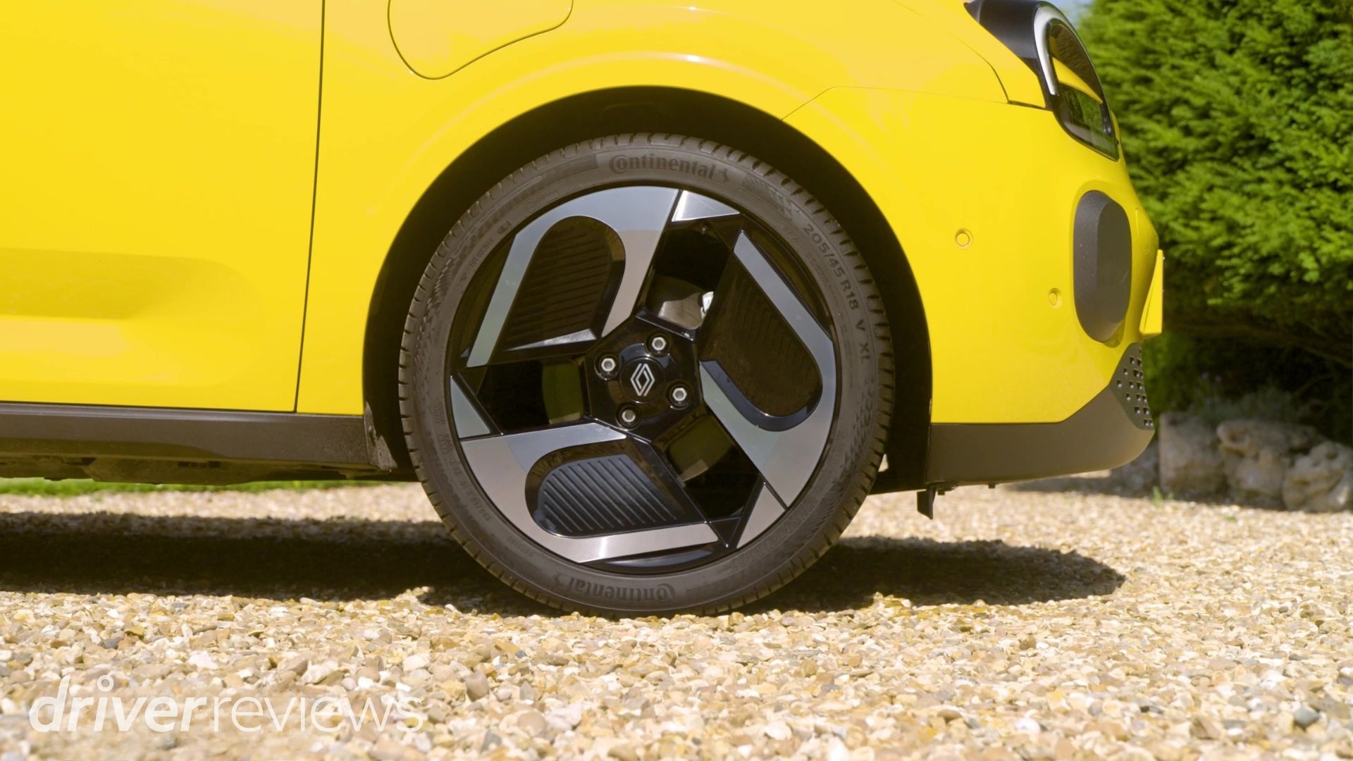 Renault Twingo E-Tech Review 2026: Is It Still a City Car Icon?