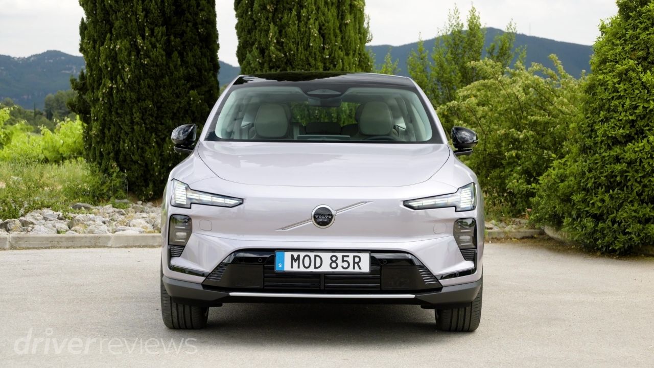 Volvo EX60 P6 Review (2026): 374hp Electric SUV with 385 Miles of Range Tested