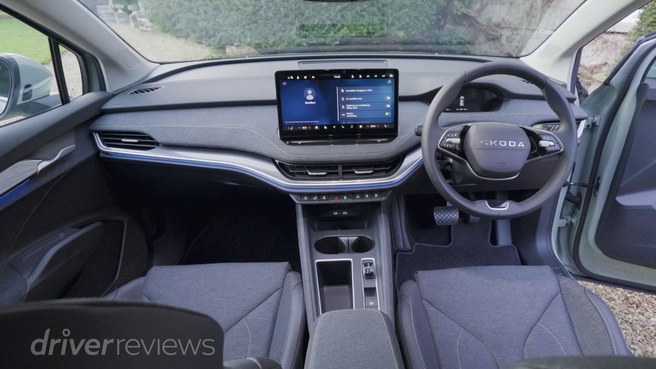 Skoda Elroq Edition interior overview with 13-inch screen and Skoda steering wheel in DriverReviews test