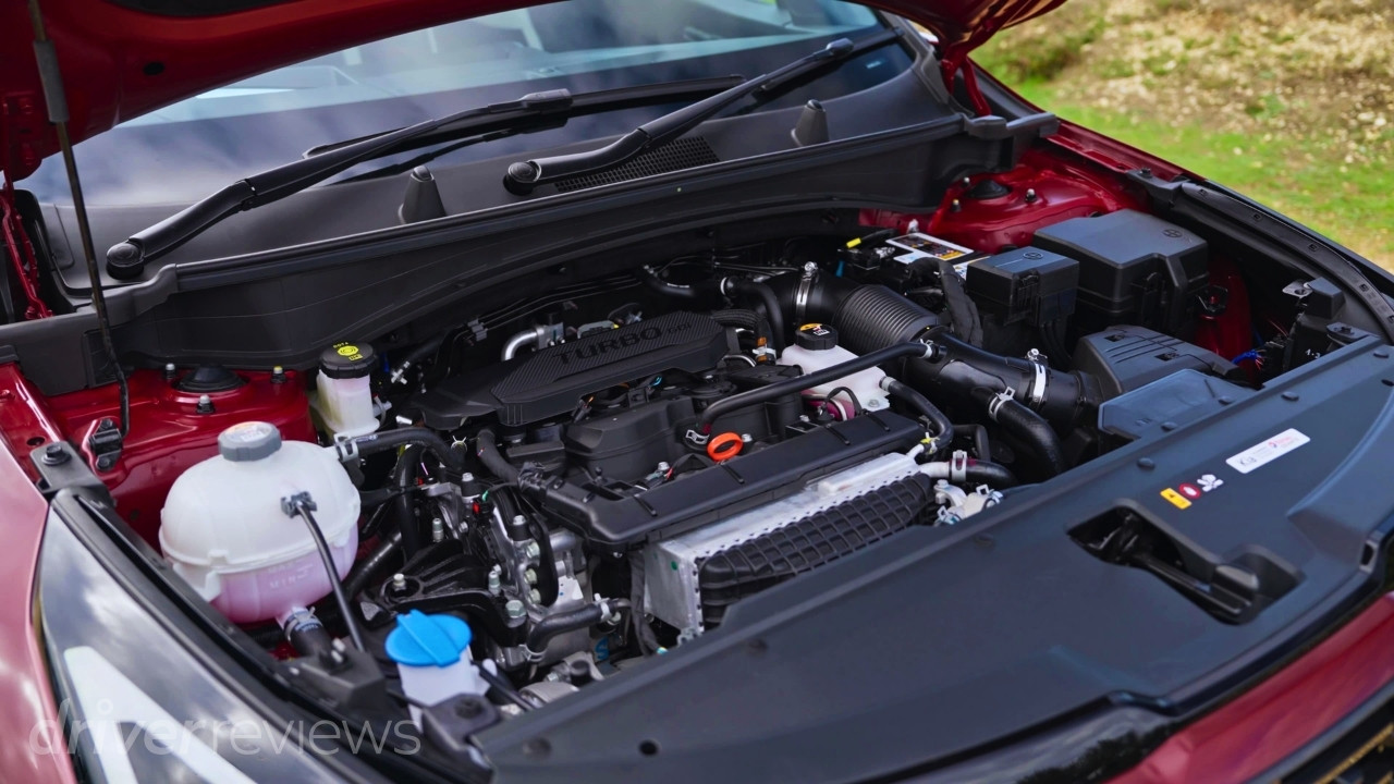 Kia Sportage GT-Line S 1.6-litre T-GDi petrol engine bay