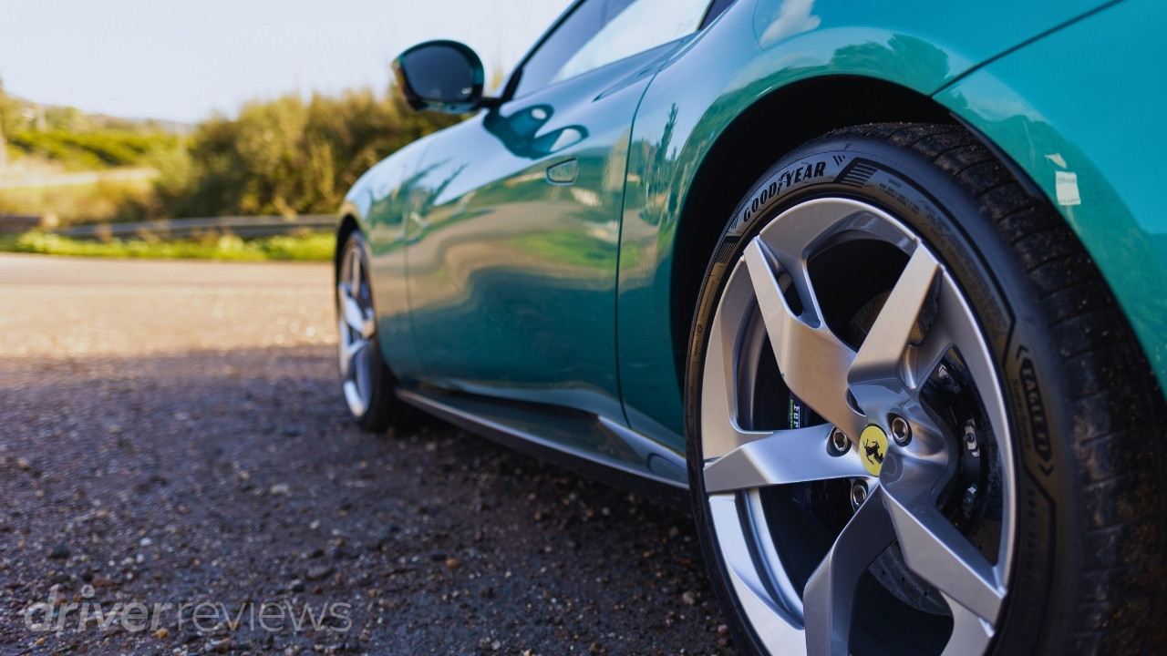 Ferrari Amalfi 20-inch alloy wheel fitted with Goodyear Eagle F1 SuperSport tyre