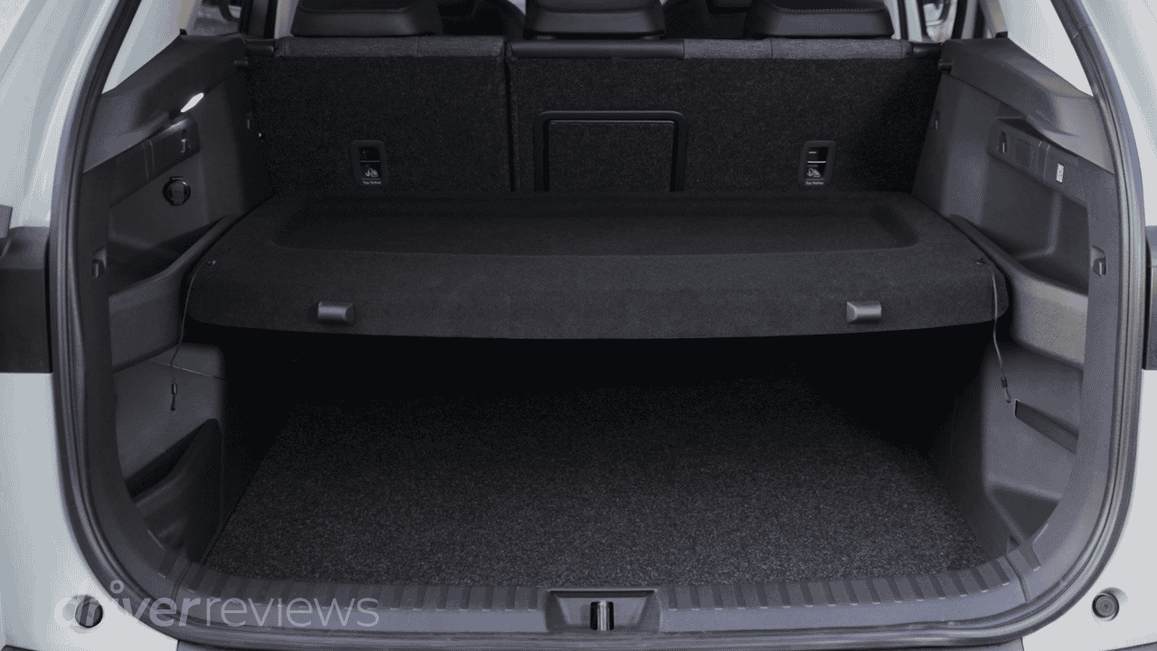 Skoda Elroq boot open showing 470-litre load area with height-adjustable parcel shelf